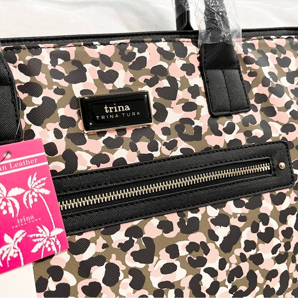 Trina Turk Black Leopard Graphic Tote NWT - Picture 9 of 10